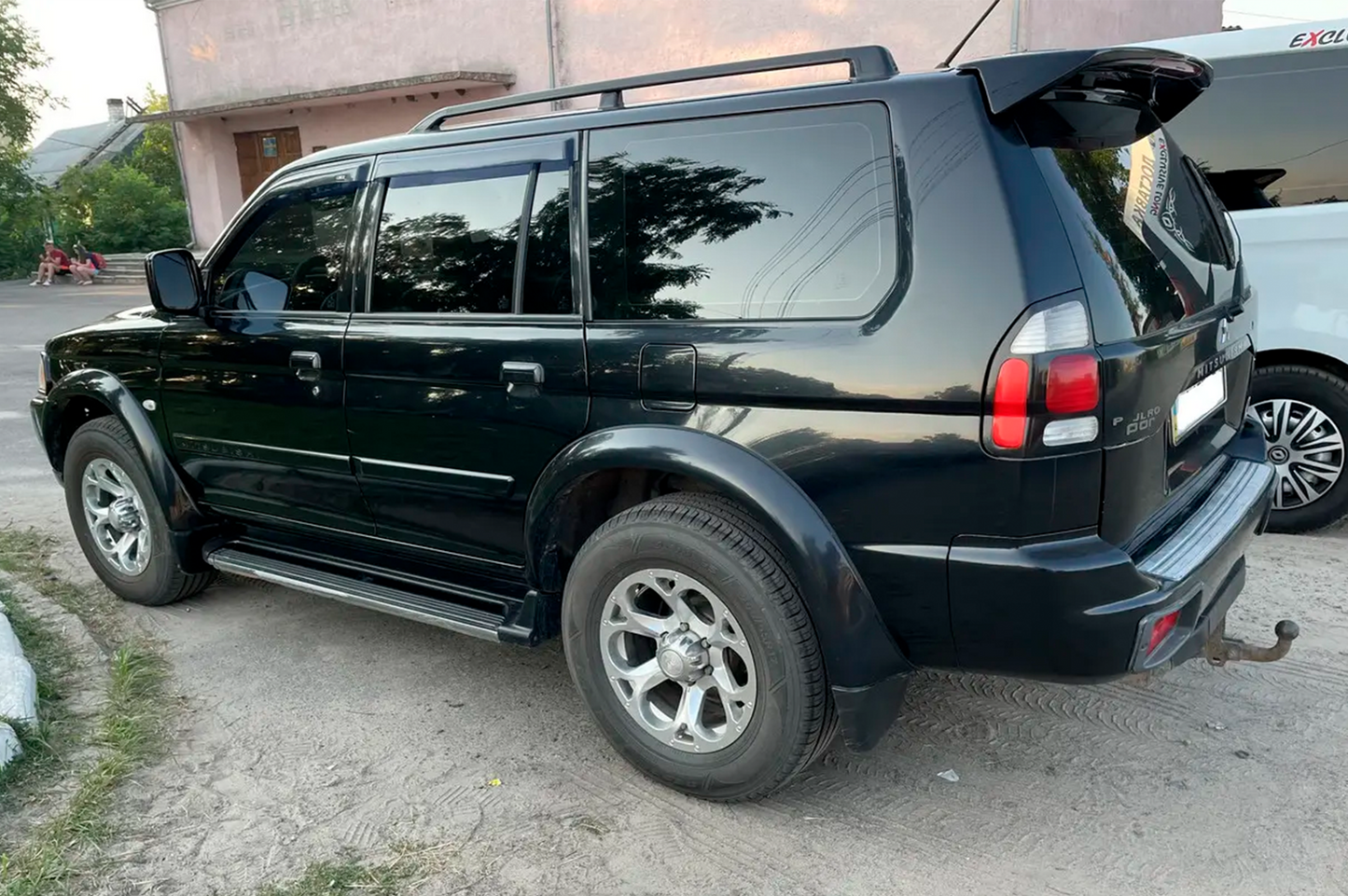 Window Deflectors (4 pcs, HIC) for Mitsubishi Pajero Sport 1996-2007 - image 2