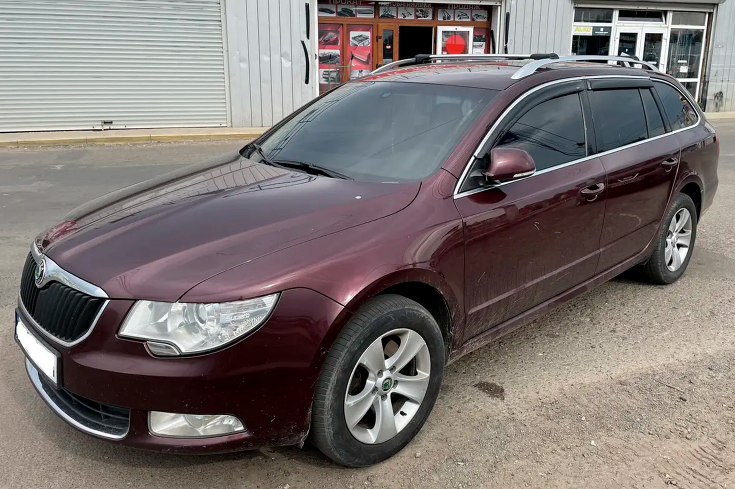 Window deflectors with chrome trim SW (4 pcs, HIC) for Skoda Superb 2009-2015 - image 3