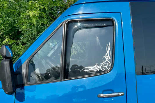 In-channel window deflectors (2 pcs, HIC) for Mercedes Sprinter W901/902/903/904/905 1995-2006 - image 2