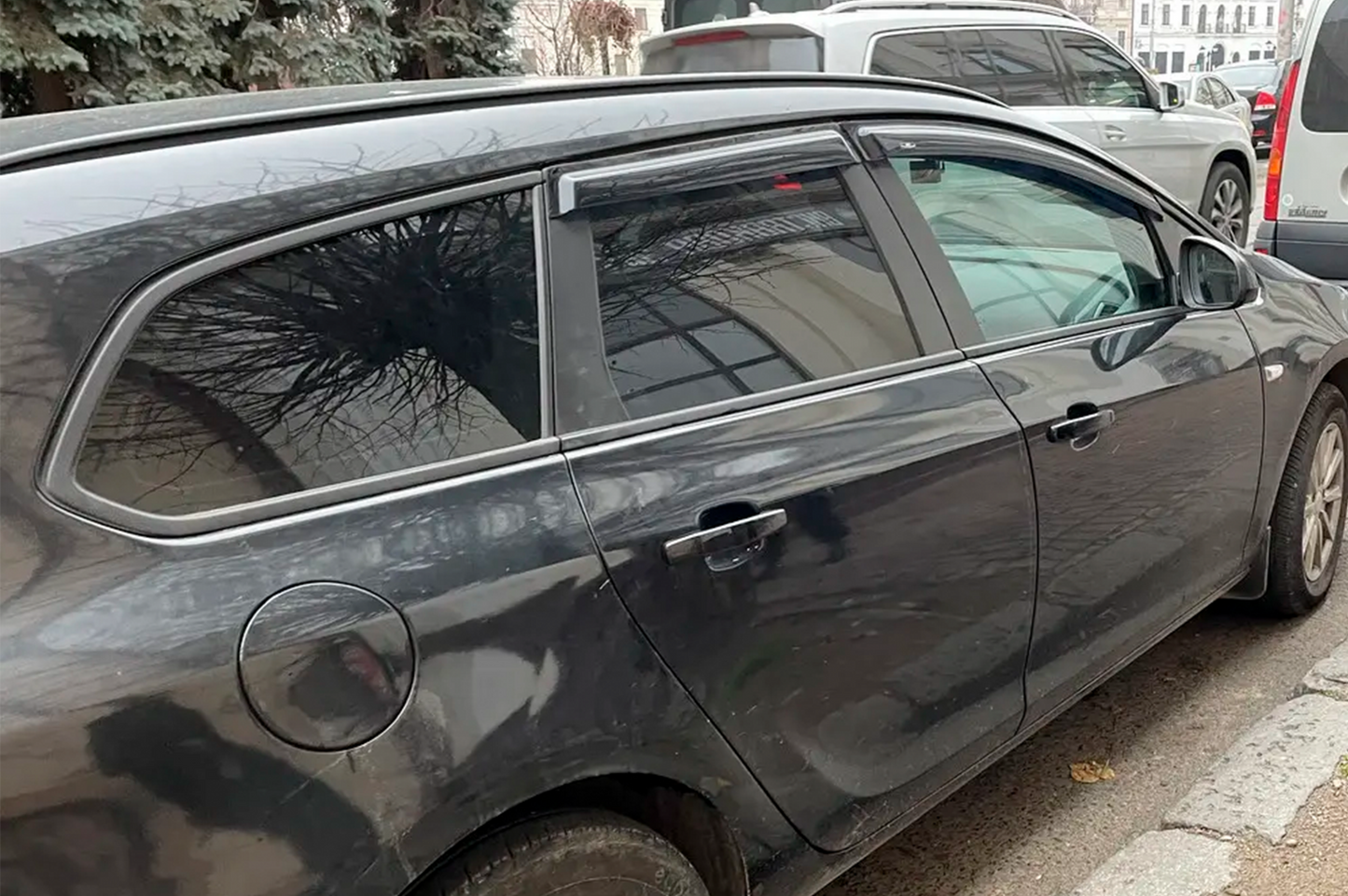 Window Deflectors WG (4 pcs, HIC) for Opel Astra J 2009-2015 - image 2