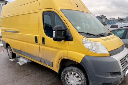 In-channel window deflectors (2 pcs, HIC) for Opel Movano 2021- - image 3