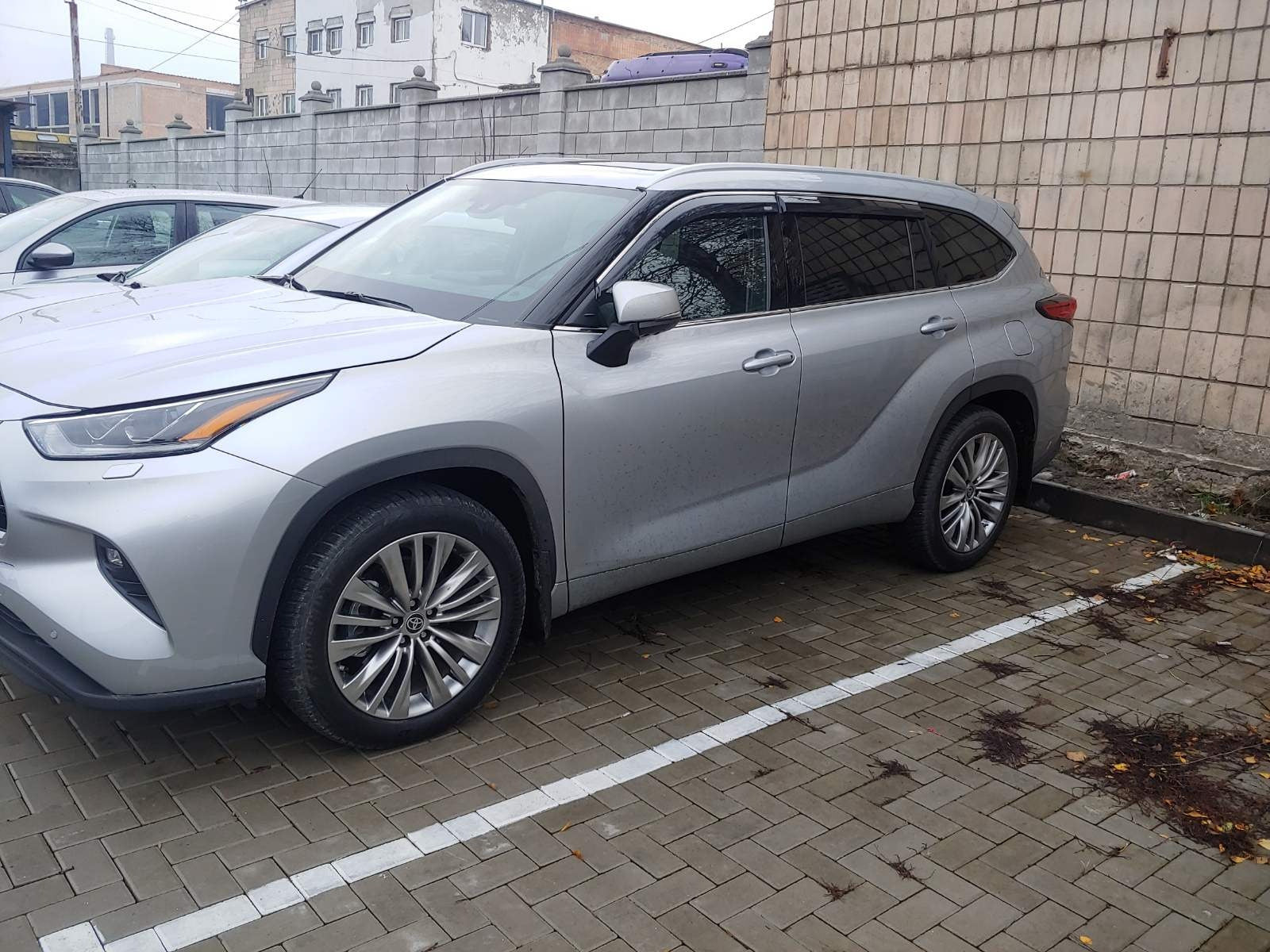 Niken Luxury chrome windbreakers (4 pcs) for Toyota Highlander 2019- - image 10