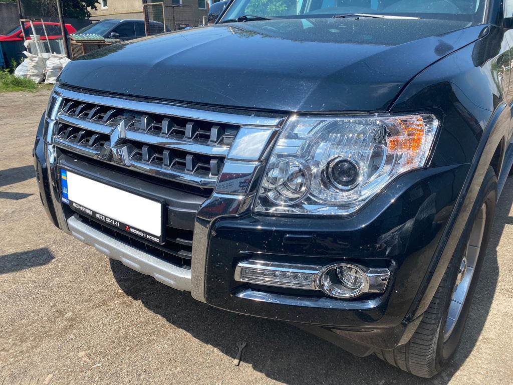 Restyling kit (front bumper) for Mitsubishi Pajero Wagon IV - Reelken Auto