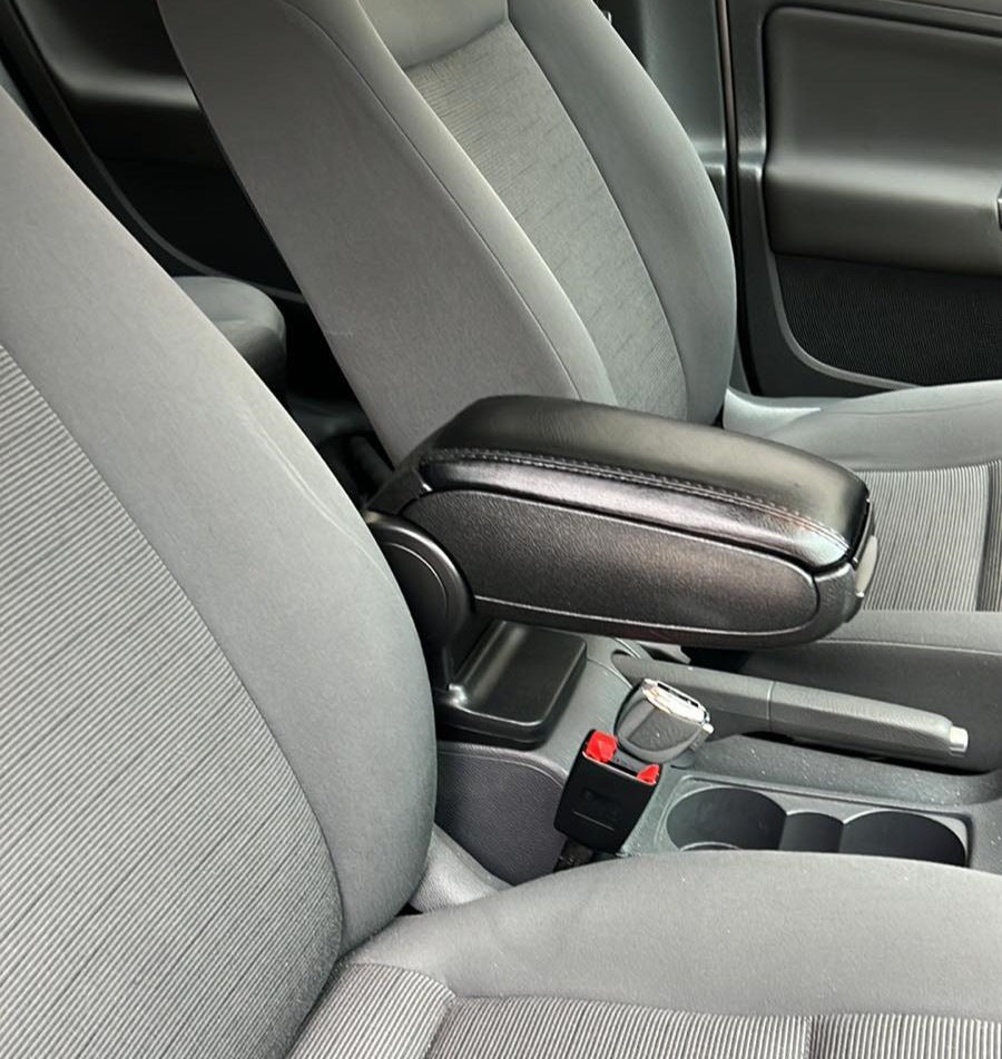 Armrest with key holder for Volkswagen Golf 5 2003-2009 - image 6