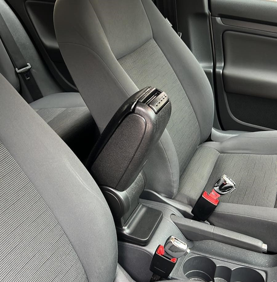 Armrest with key holder for Volkswagen Golf 5 2003-2009 - image 7