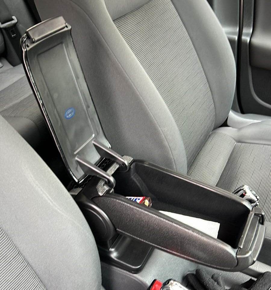 Armrest (in the housekeeper) for Volkswagen Golf 5 - Reelken Auto