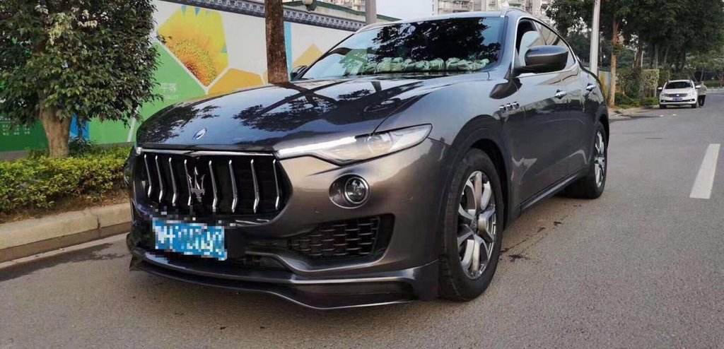 The body kit Mansoru (natural carbon) for Maserati Levante - Reelken Auto