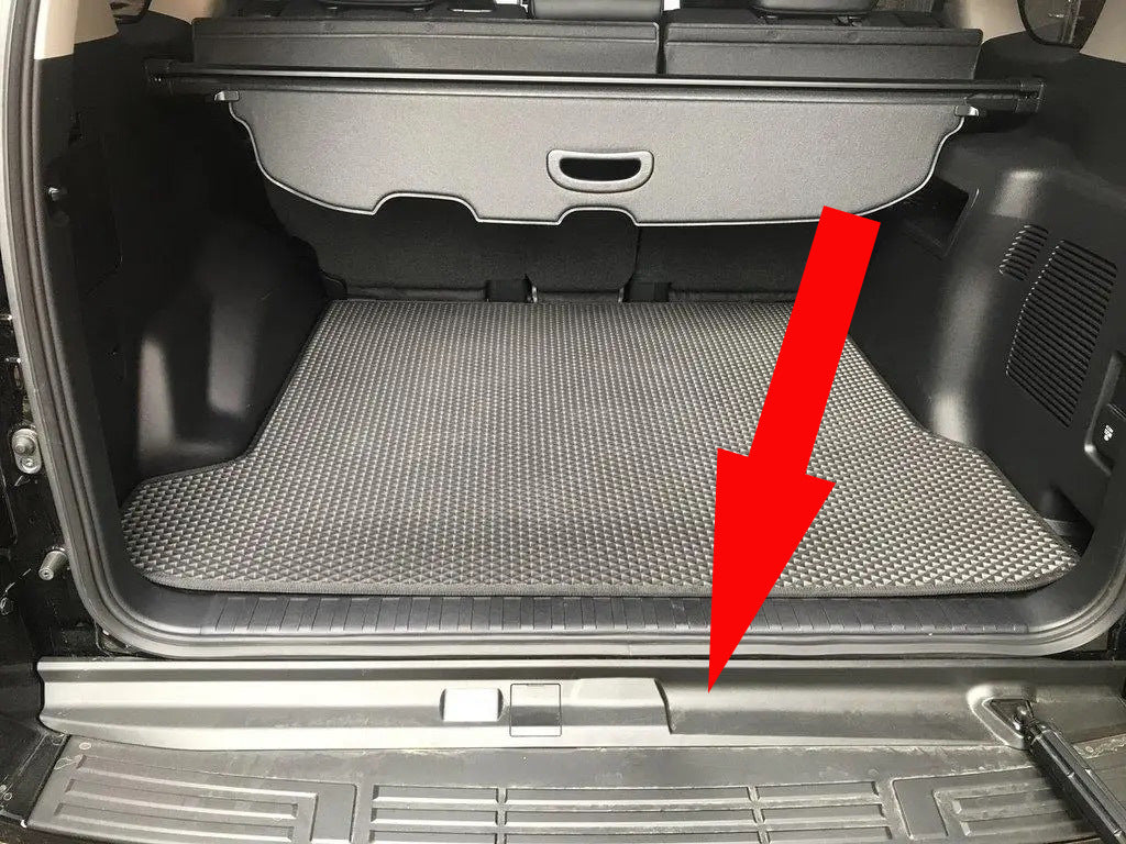 Rear Bumper Sill Cover (ABS) for Toyota Land Cruiser Prado 150 2009-2023 - image 1