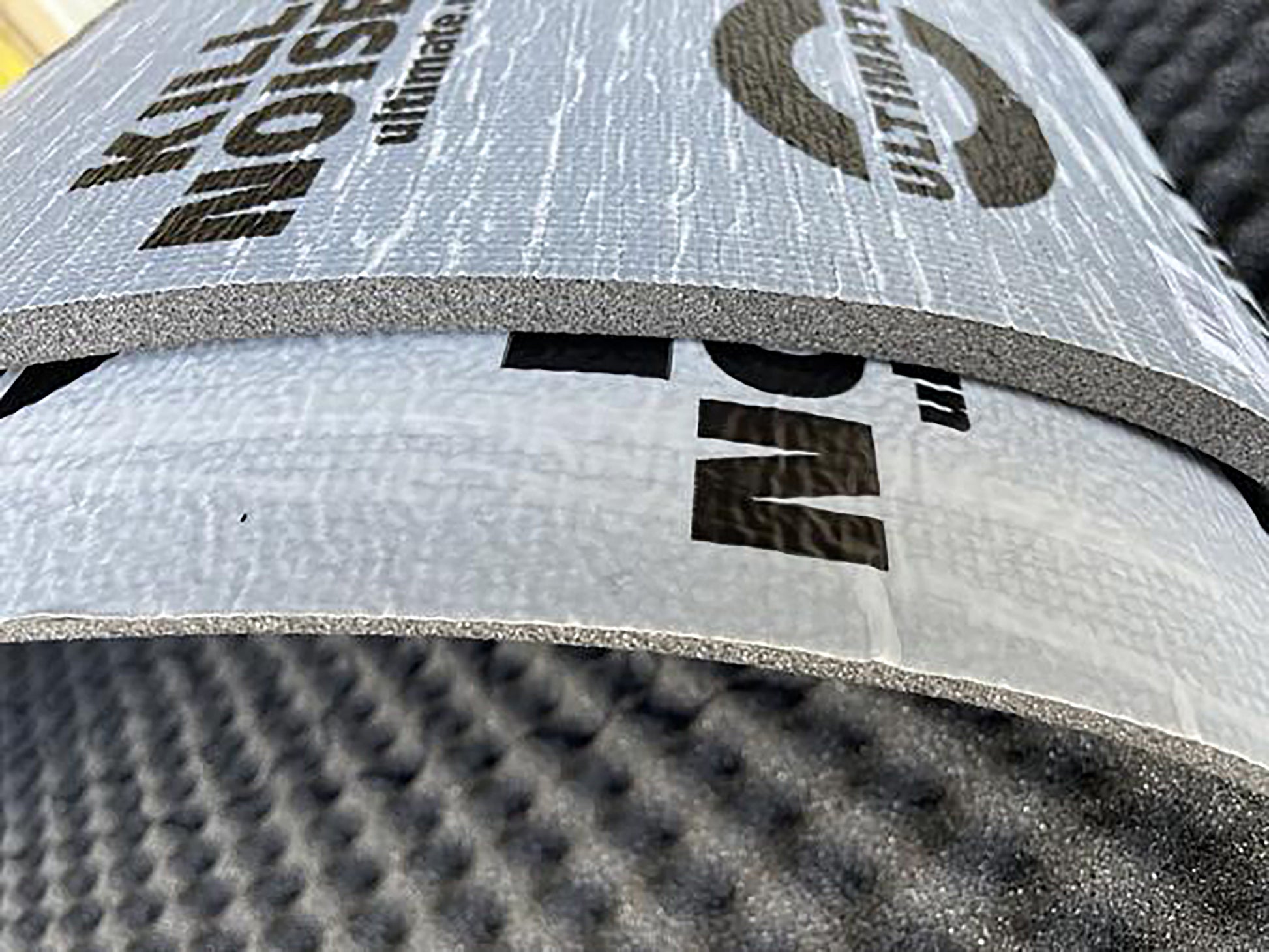Sound and heat insulation ULTIMATE ACCENT PRO 4 mm elastic PE foam with waterproof adhesive, sheet (0.5m x 0.75m) - image 4