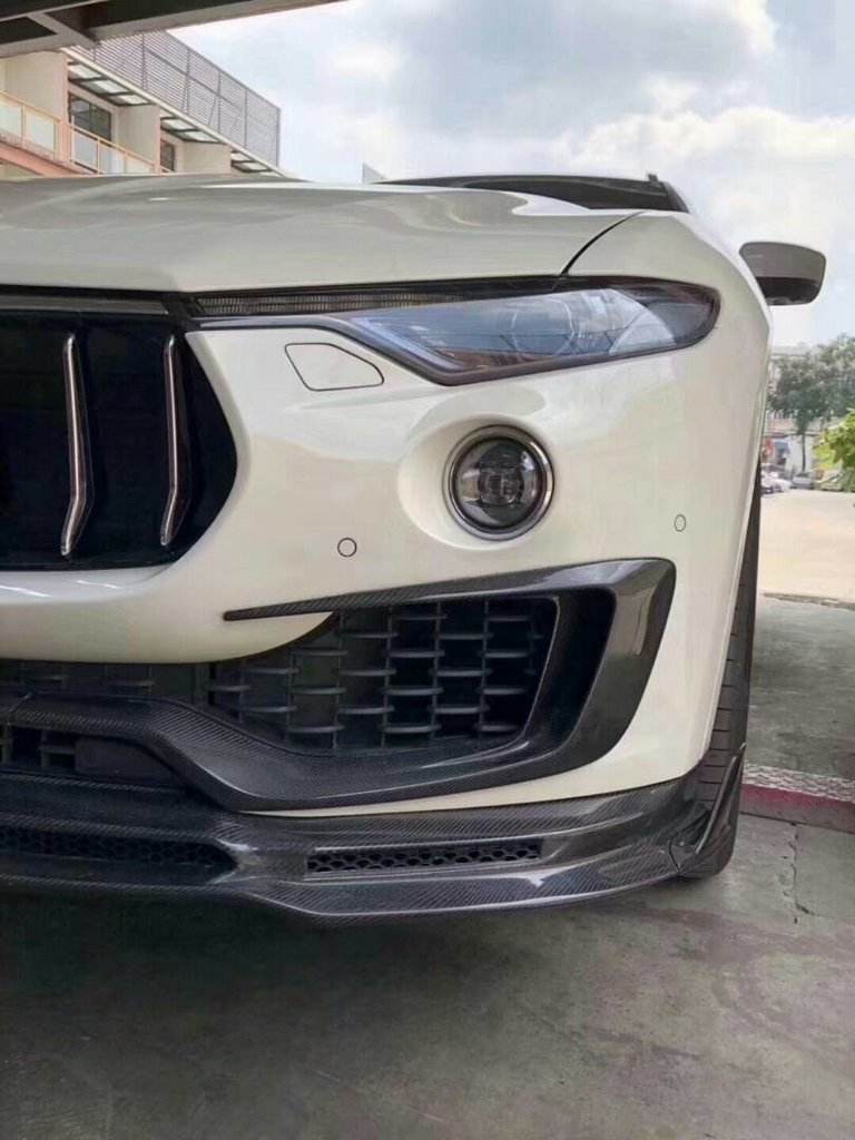 The body kit Mansoru (natural carbon) for Maserati Levante - Reelken Auto