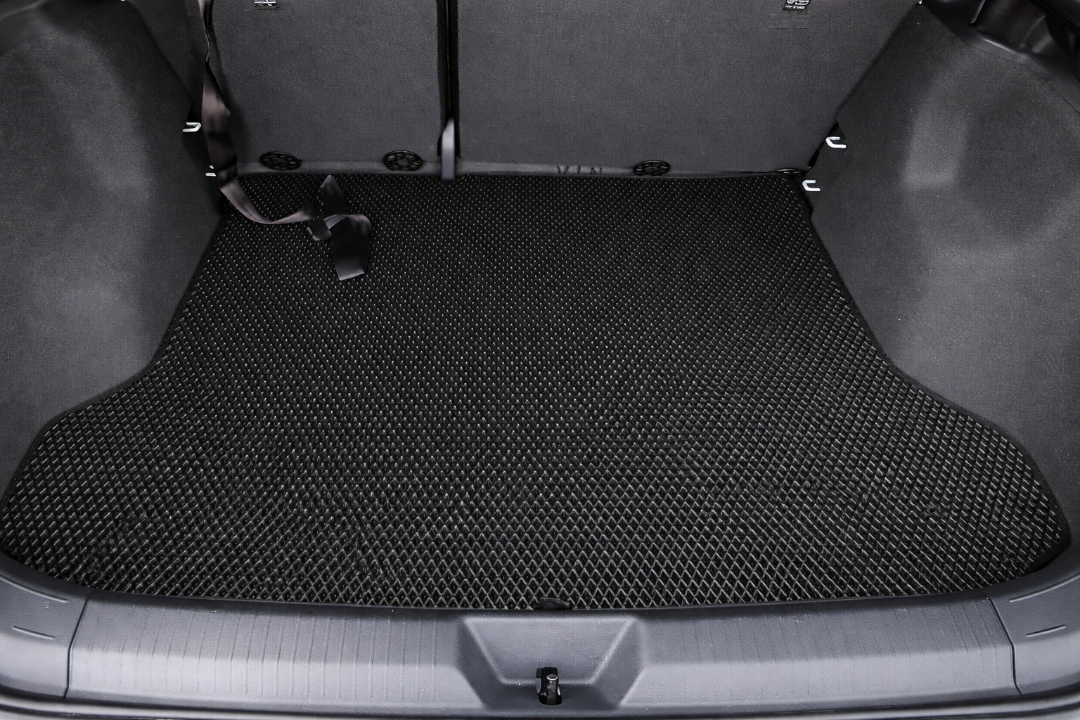 Trunk Mat V1 (EVA, Black) for Volkswagen ID.4 2020- - image 1