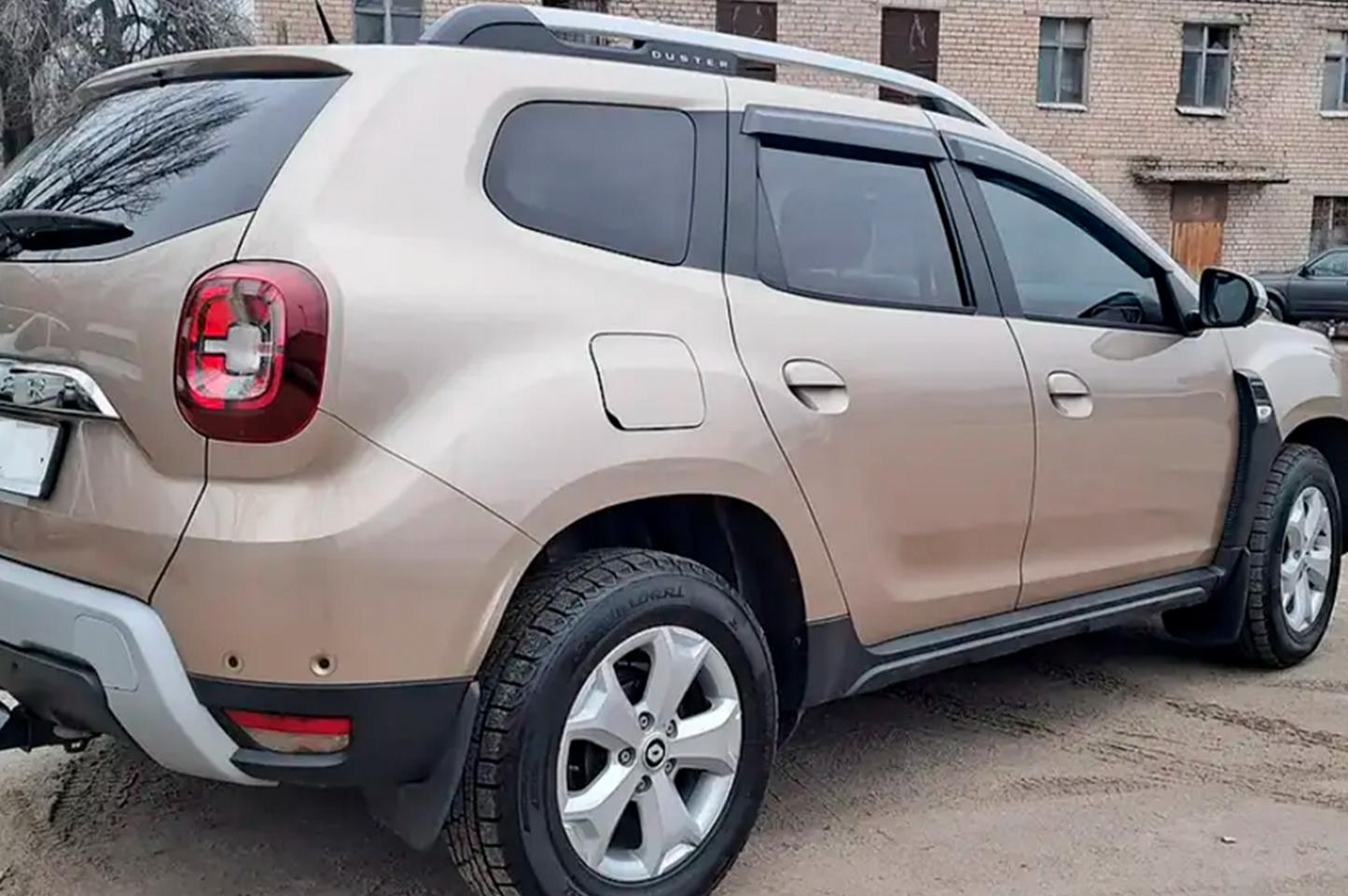 Window Deflectors (4 pcs, HIC) for Dacia Duster 2018-2024 - image 3