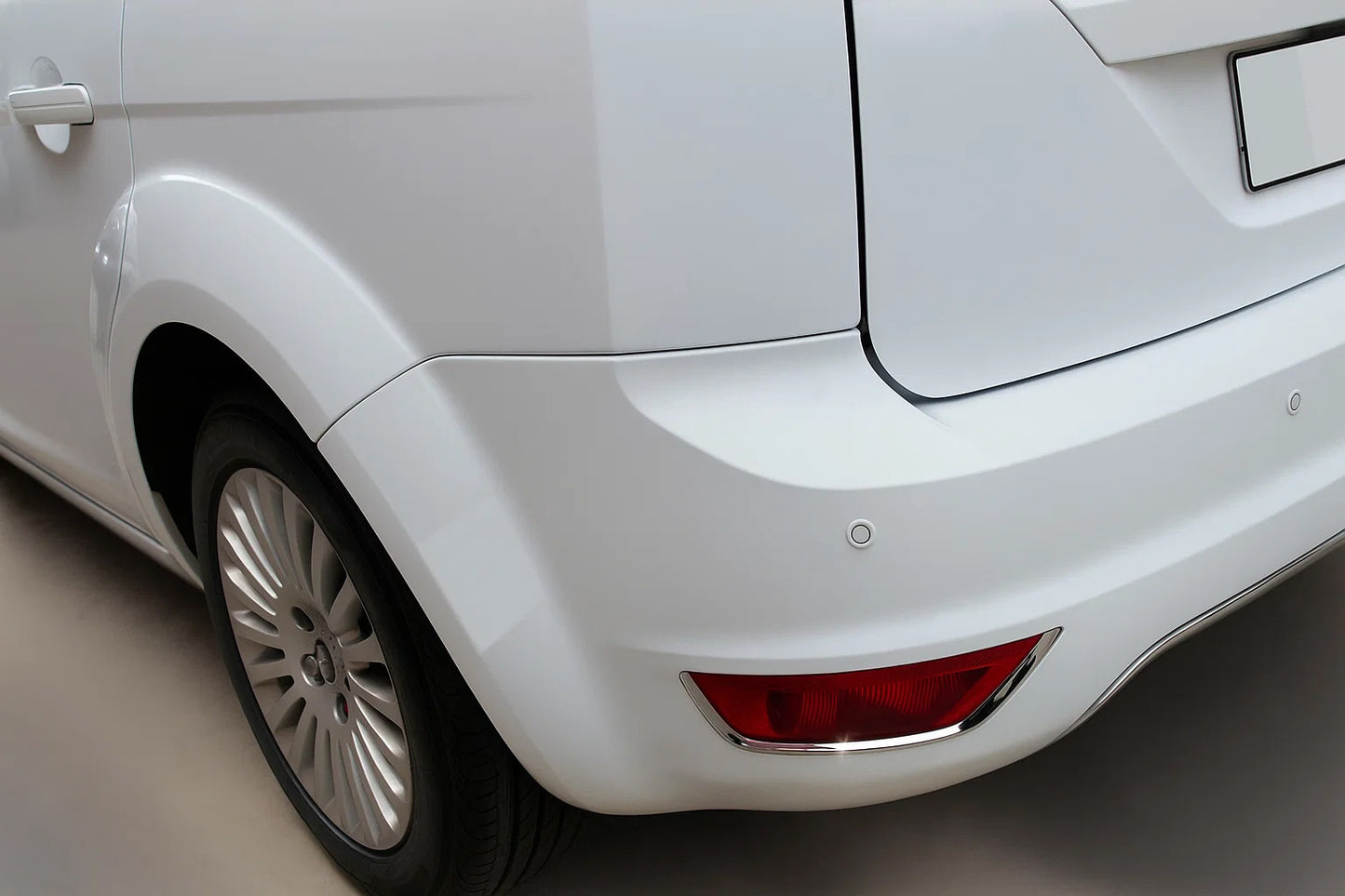 Rear reflector covers (2 pcs, stainless steel) for Ford Focus II 2008-2011 - image 1