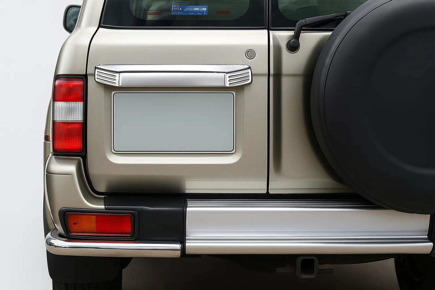 Rear Trim (Plastic) for Nissan Patrol Y61 1997-2011 - image 1