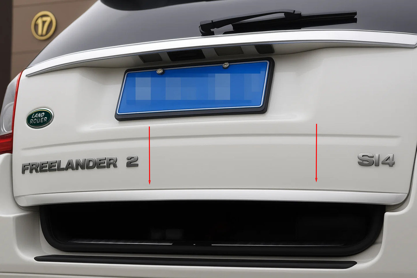 Trunk trim stainless steel for Land Rover Freelander II 2006-2014 - image 1