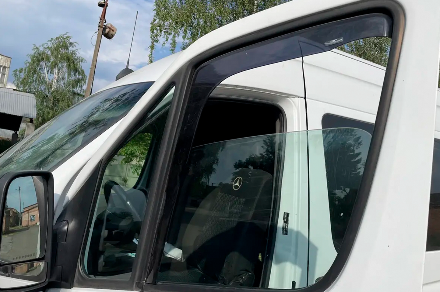 In-channel window deflectors (2 pcs, HIC) for Volkswagen Crafter 2006-2016 - image 16