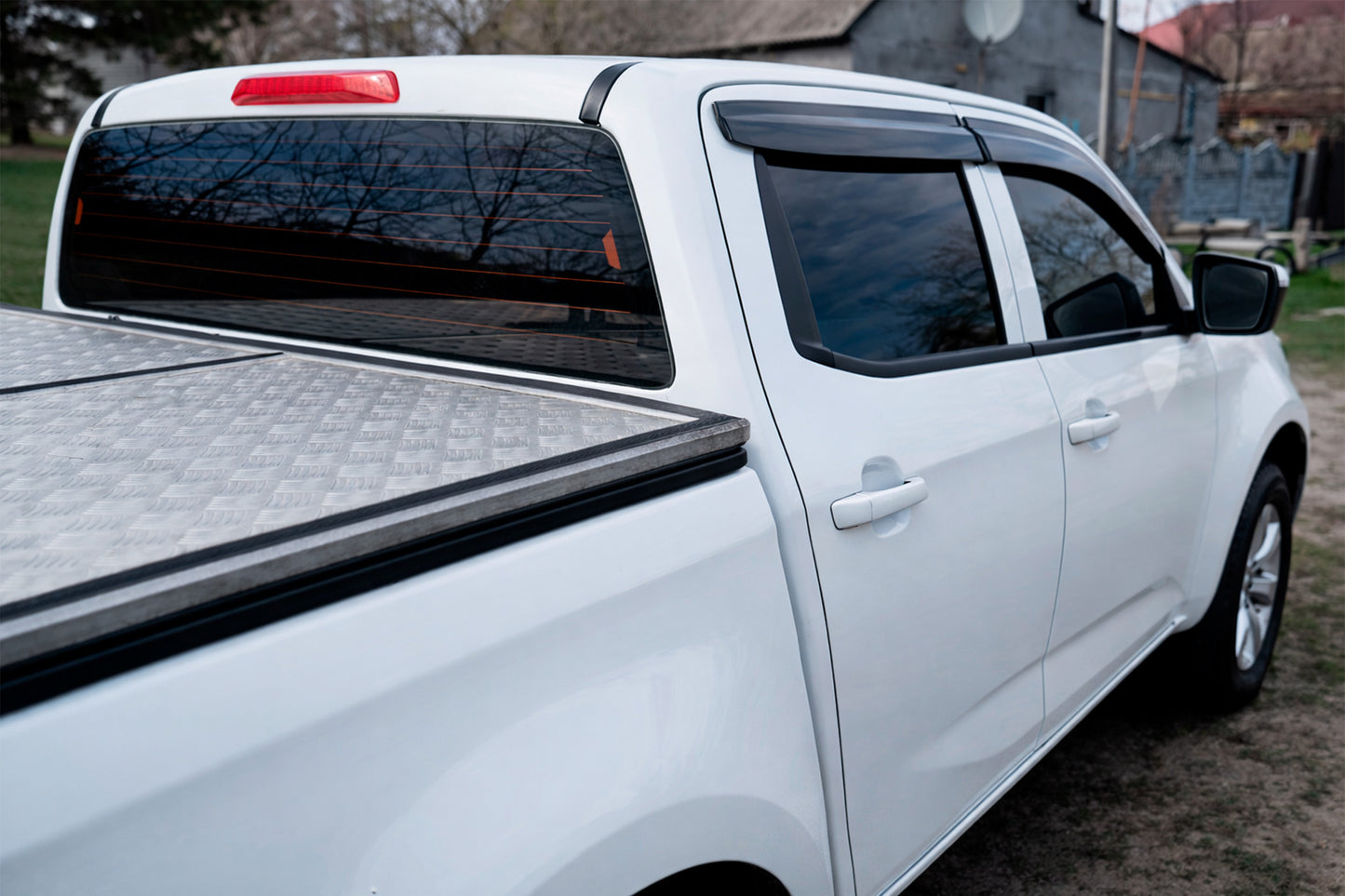 Window Deflectors (4 pcs, Sunplex Sport) for Isuzu D-Max 2019- - image 5