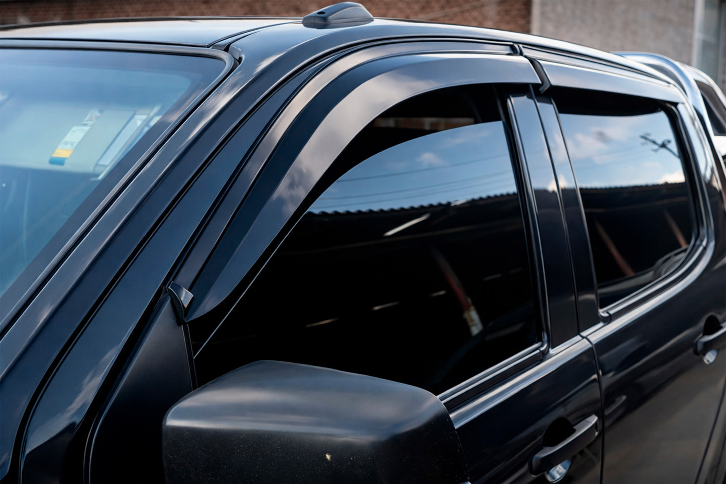 Window Deflectors (4 pcs, Sunplex Sport) for Isuzu D-Max 2019- - image 1