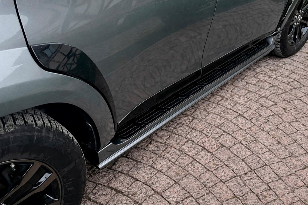 Nismo Side Steps (2 pcs, Aluminum) for Nissan Armada 2016-2024 - image 6