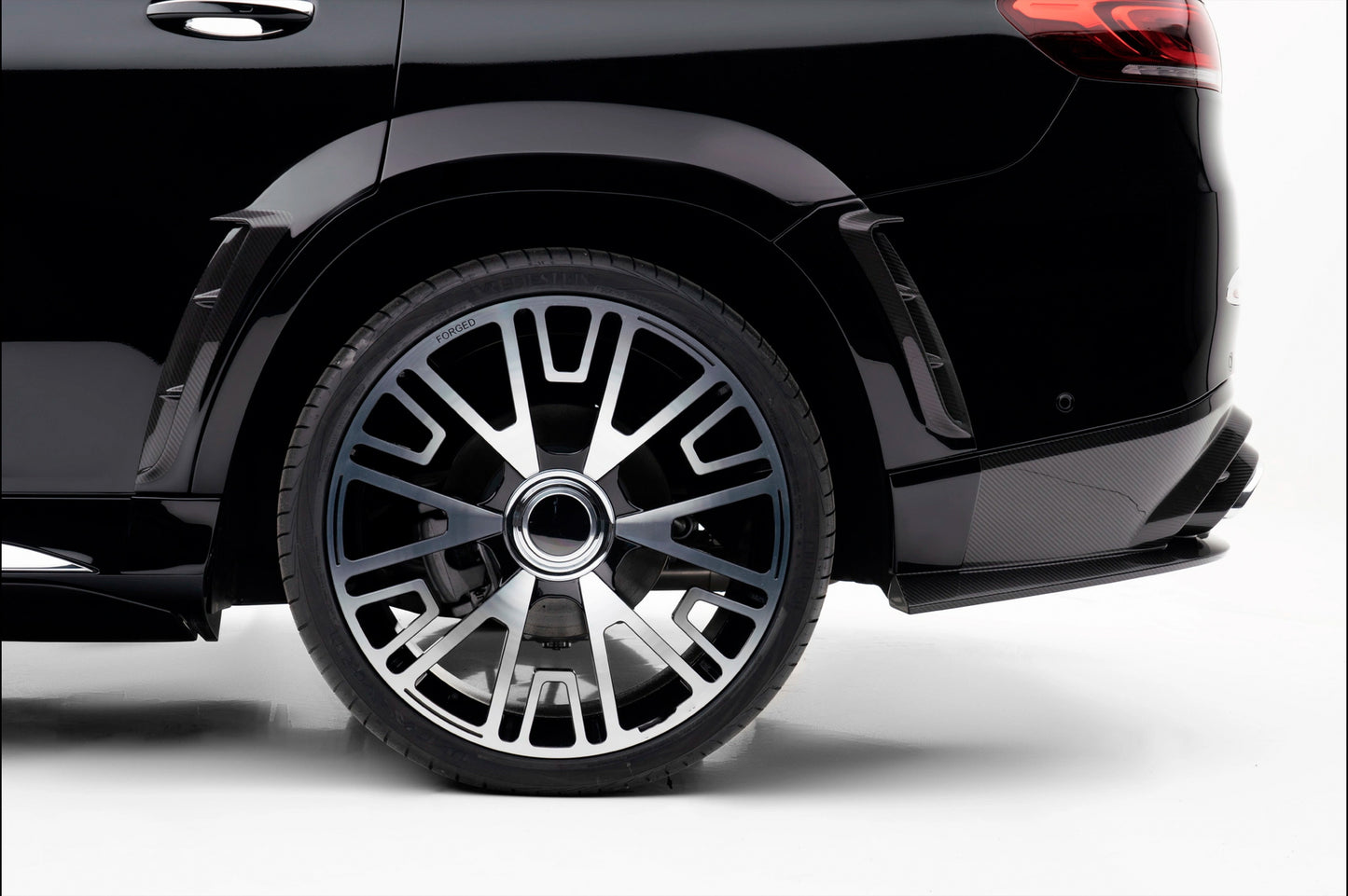 MNSR Carbon Body Kit (for Maybach 2019-2023) for Mercedes GLS X167 2019- - image 14
