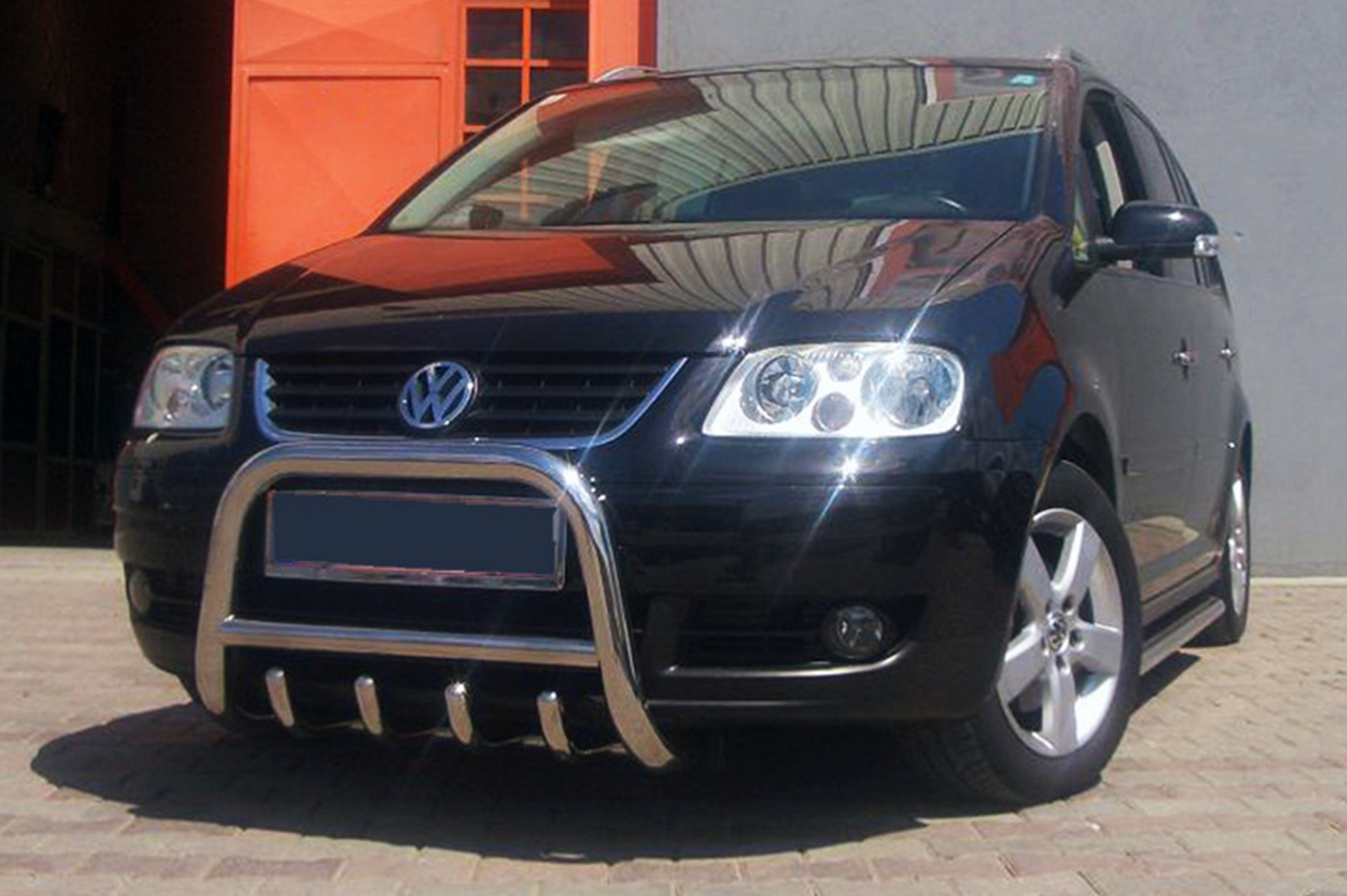 Bull Bar QT006 (Stainless Steel) for Volkswagen Touran 2003-2010 - image 1