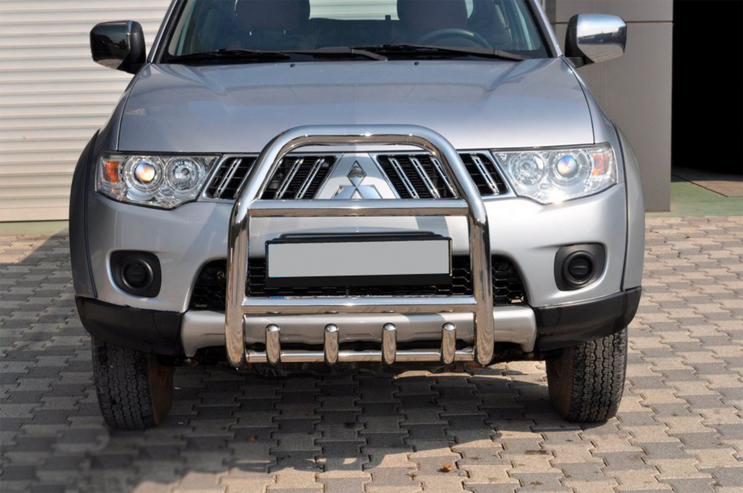 Bull Bar QT007 (Stainless Steel) for Mitsubishi L200 2006-2015 - image 1