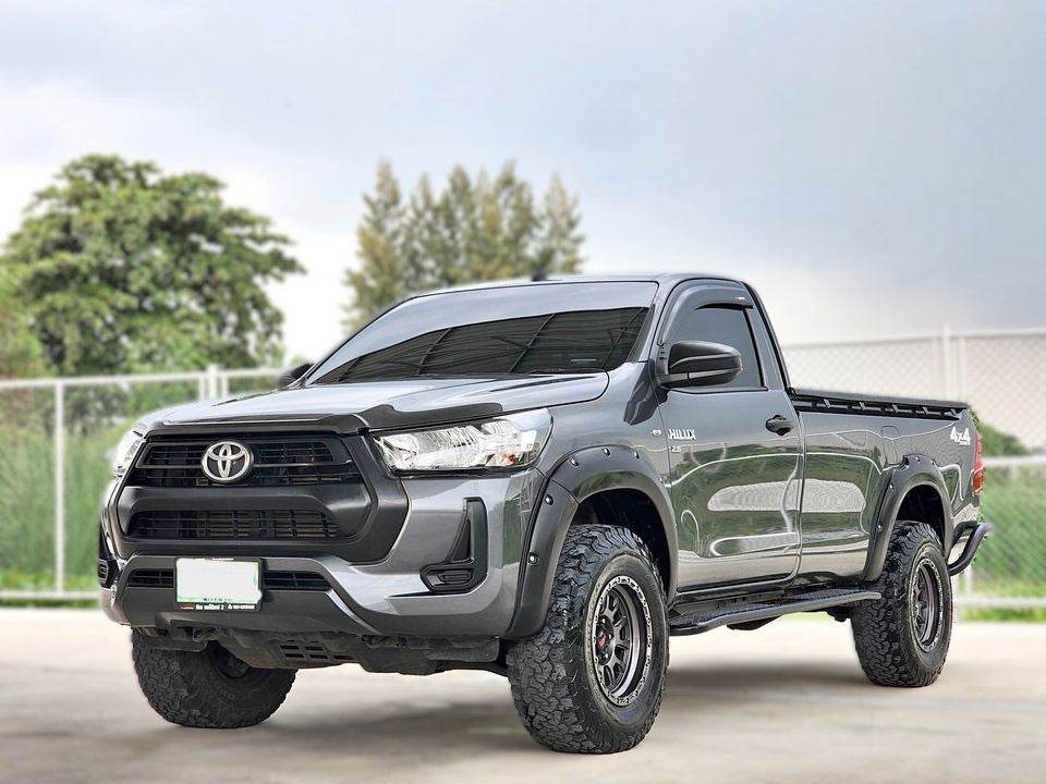 Restyling kit in 2022 (for 2015-2020) for Toyota Hilux 2015↗ - Reelken Auto