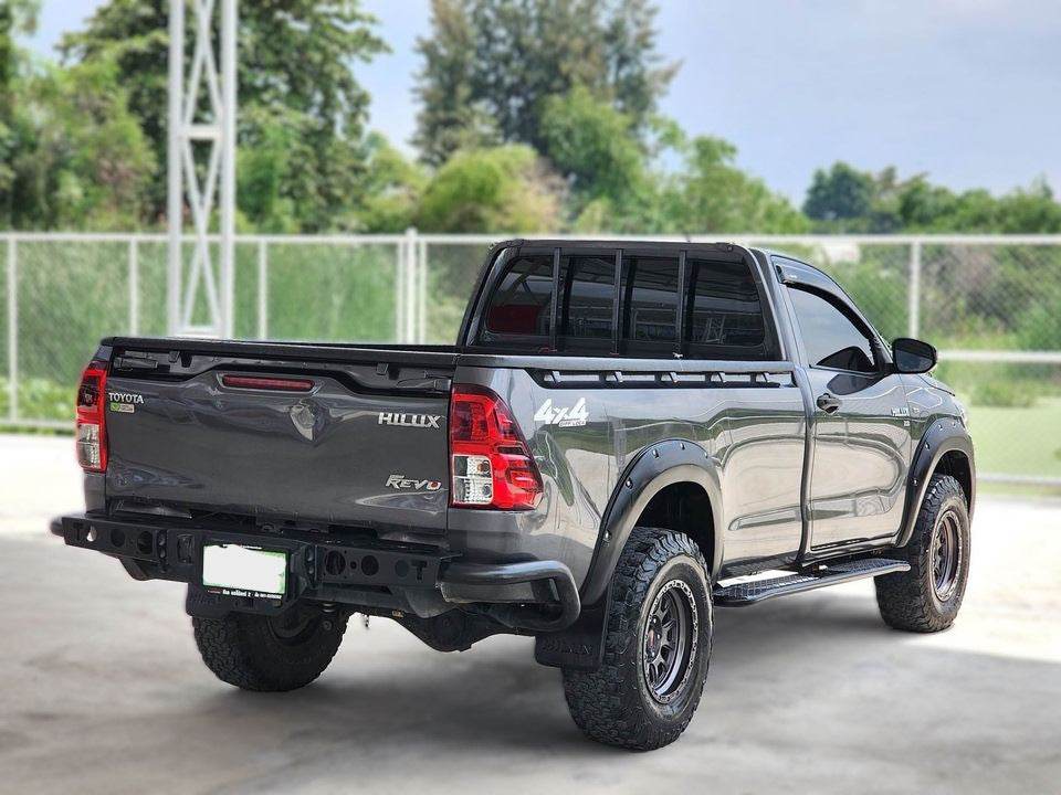 Restyling kit in 2022 (for 2015-2020) for Toyota Hilux 2015↗ - Reelken Auto