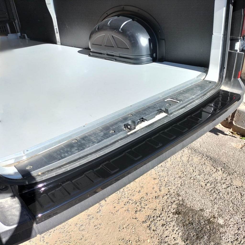 Cover on the rear bumper (EuroCap) for Volkswagen Crafter 2016- - Reelken Auto