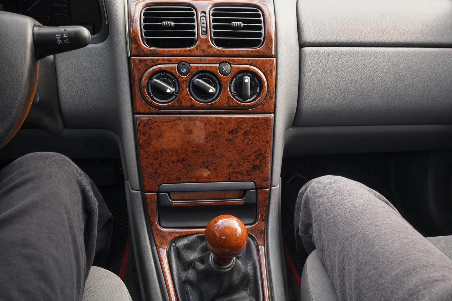 Dashboard Trim Meric (1998-2001) for Renault Laguna 1994-2001 - image 1