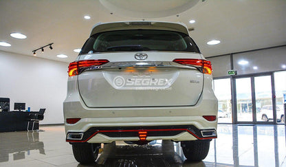 Body Kit Set Lexus-TRD V2 for Toyota Fortuner 2015- - image 3