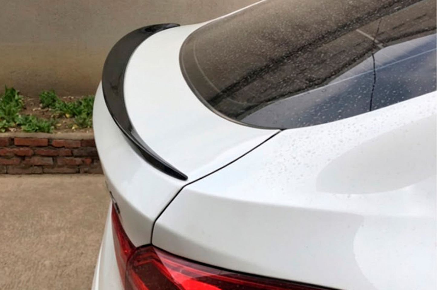 M-Style Spoiler (Gloss Black) for BMW X4 F26 2014-2018 - image 1