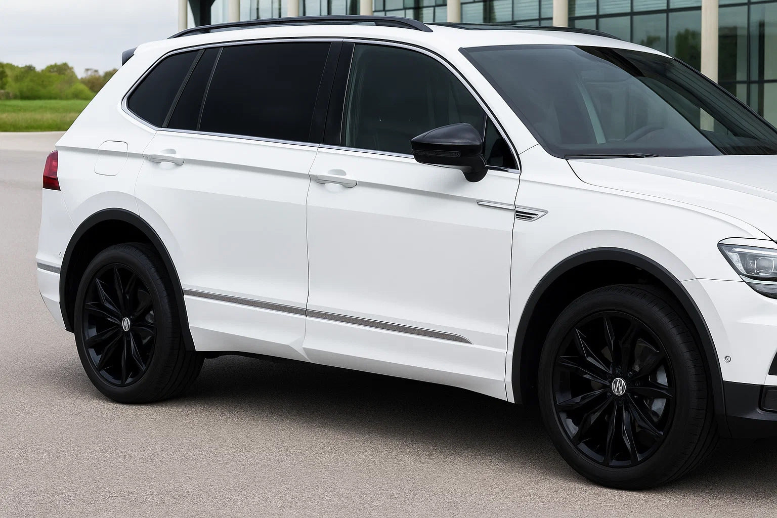 Carmos Door Mouldings (4 pcs, Stainless Steel) for Volkswagen Tiguan 2016-2023 - image 1