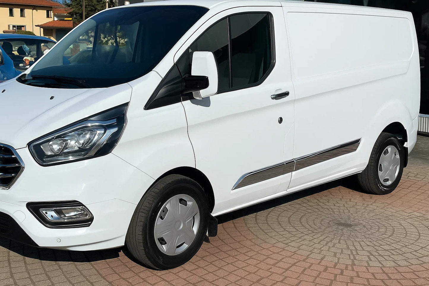 Door Mouldings Carmos (5 pcs, Stainless Steel) for Ford Custom 2013-2022 - image 1