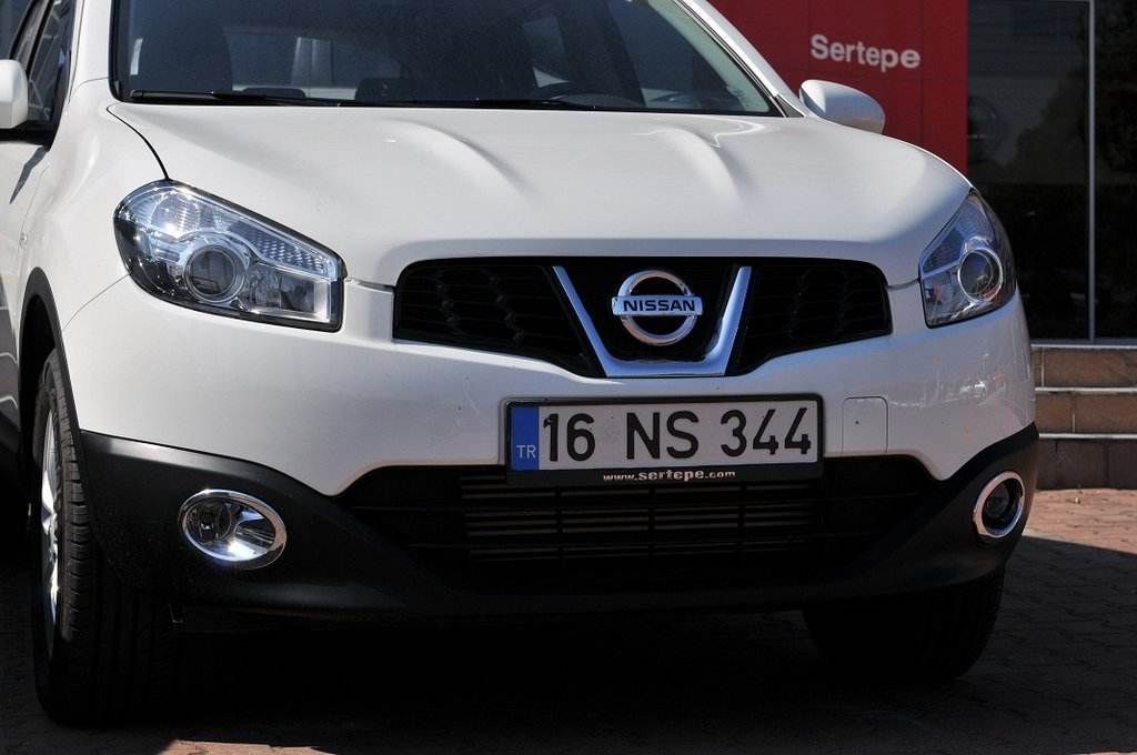 Fringing foglights with a recess (2 pcs, layer) for Nissan Qashqai 2010-2014 - Reelken Auto