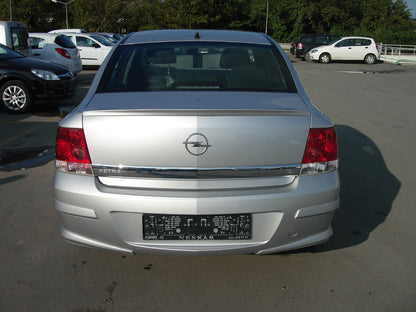 Rear lower trim Sedan (primed for painting) for Opel Astra H 2004-2013 - image 3