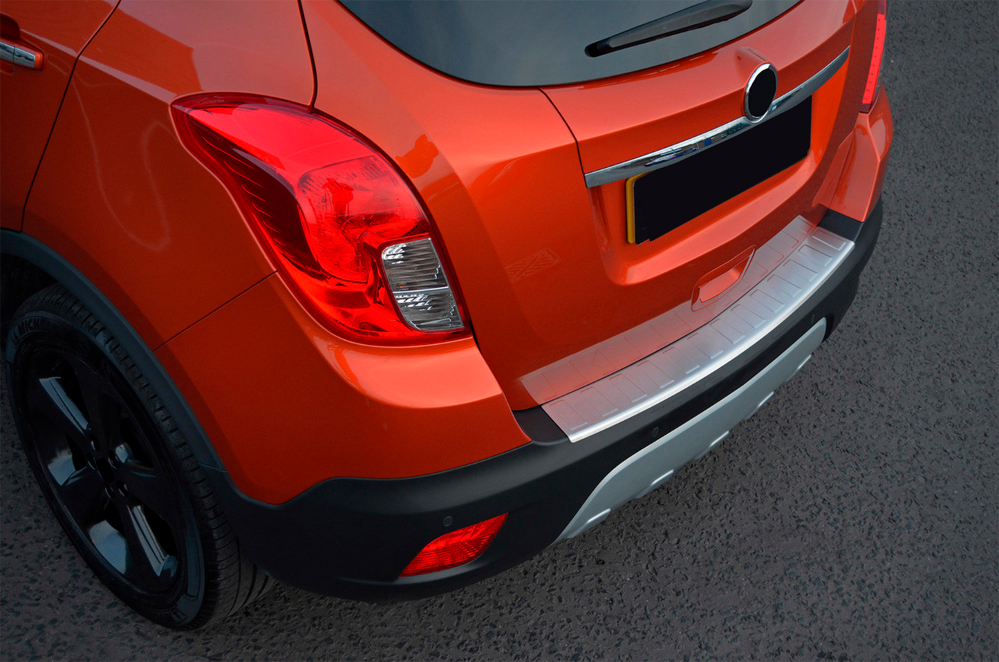 Rear Bumper Protector OmsaLine Stainless Steel for Chevrolet Trax 2012-2023 - image 8