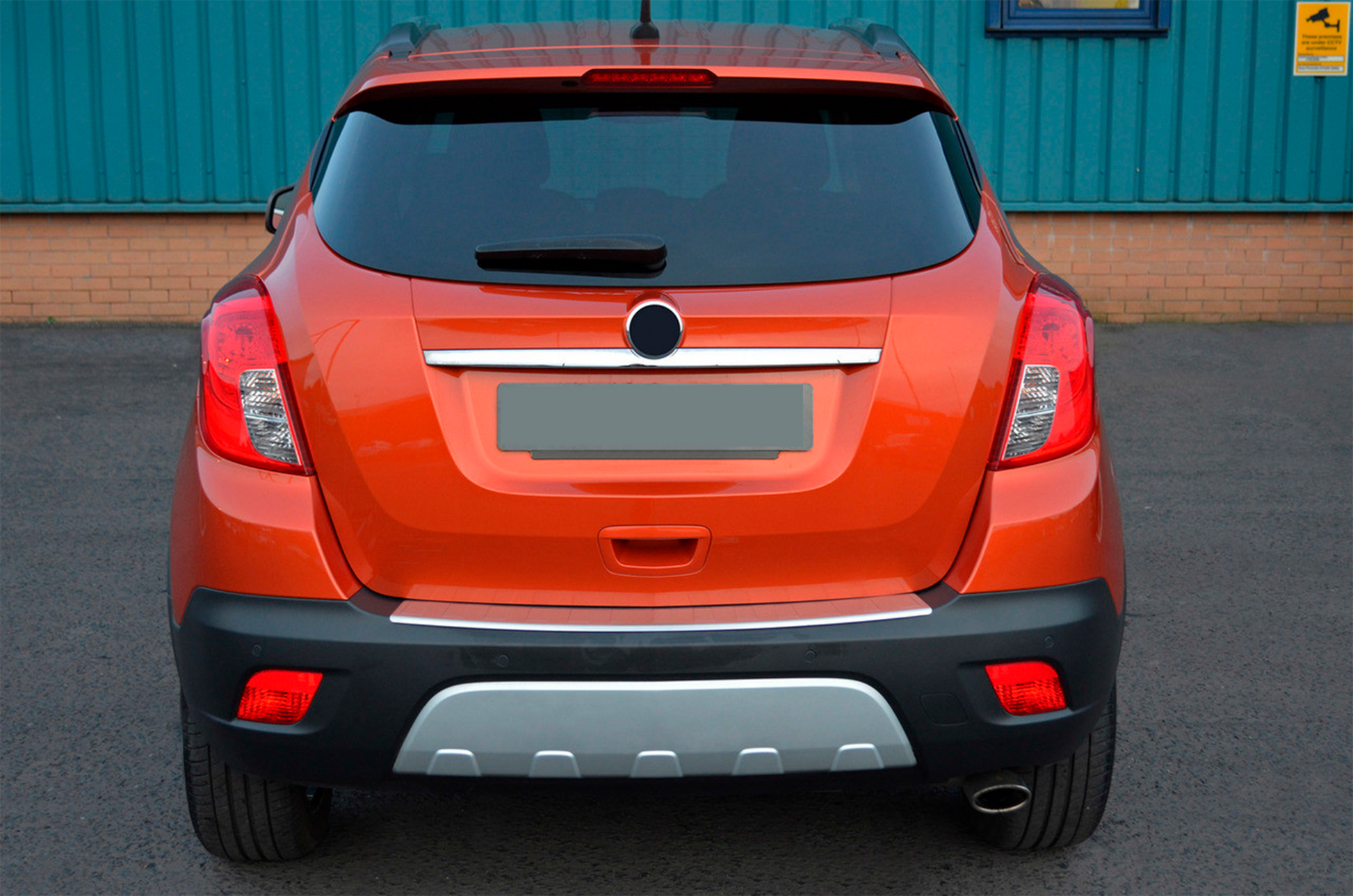 Rear Bumper Protector OmsaLine Stainless Steel for Chevrolet Trax 2012-2023 - image 3