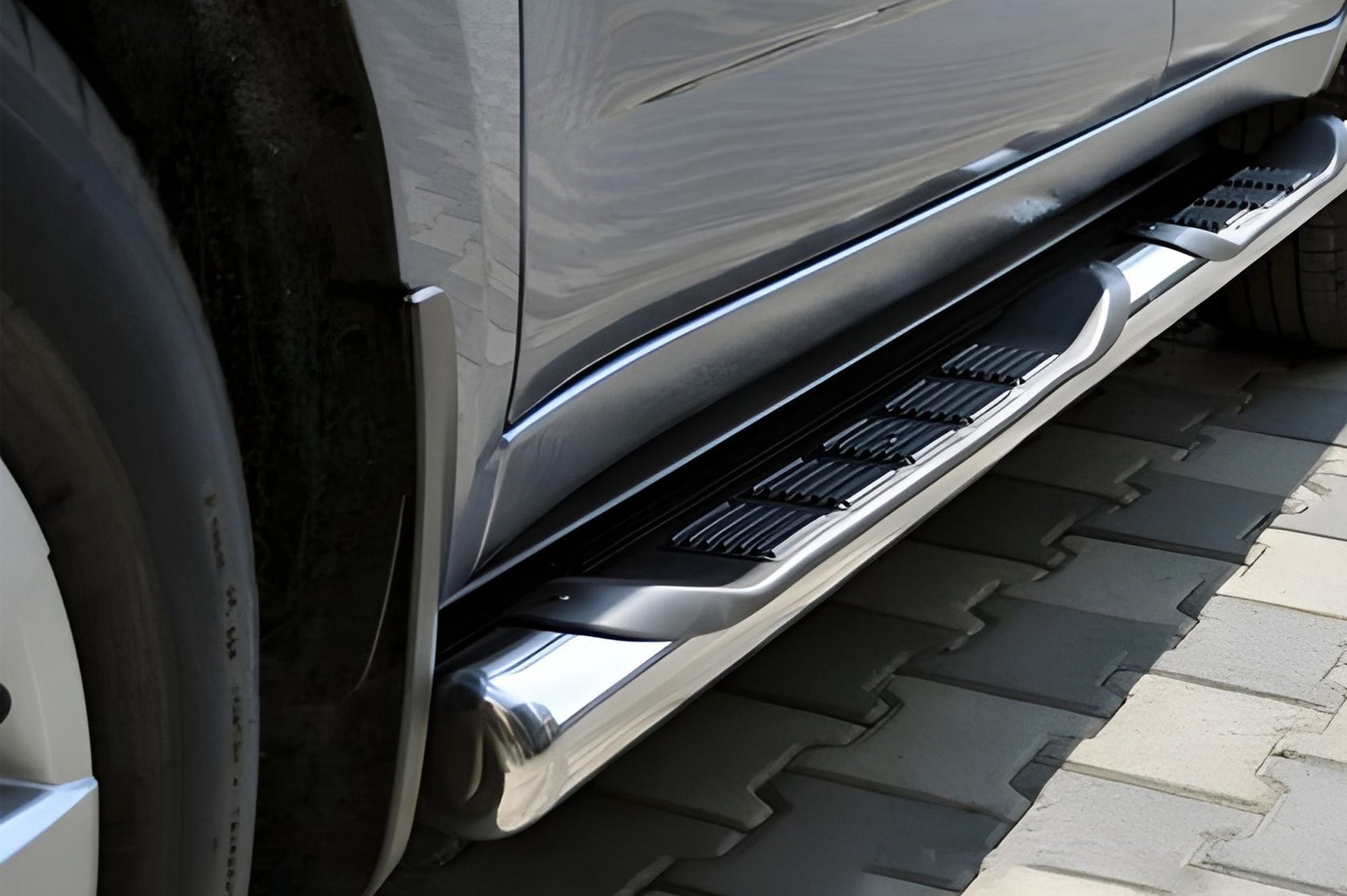 Side Bars (2 pcs, Stainless Steel) for Iveco Daily 1999-2006 - image 1
