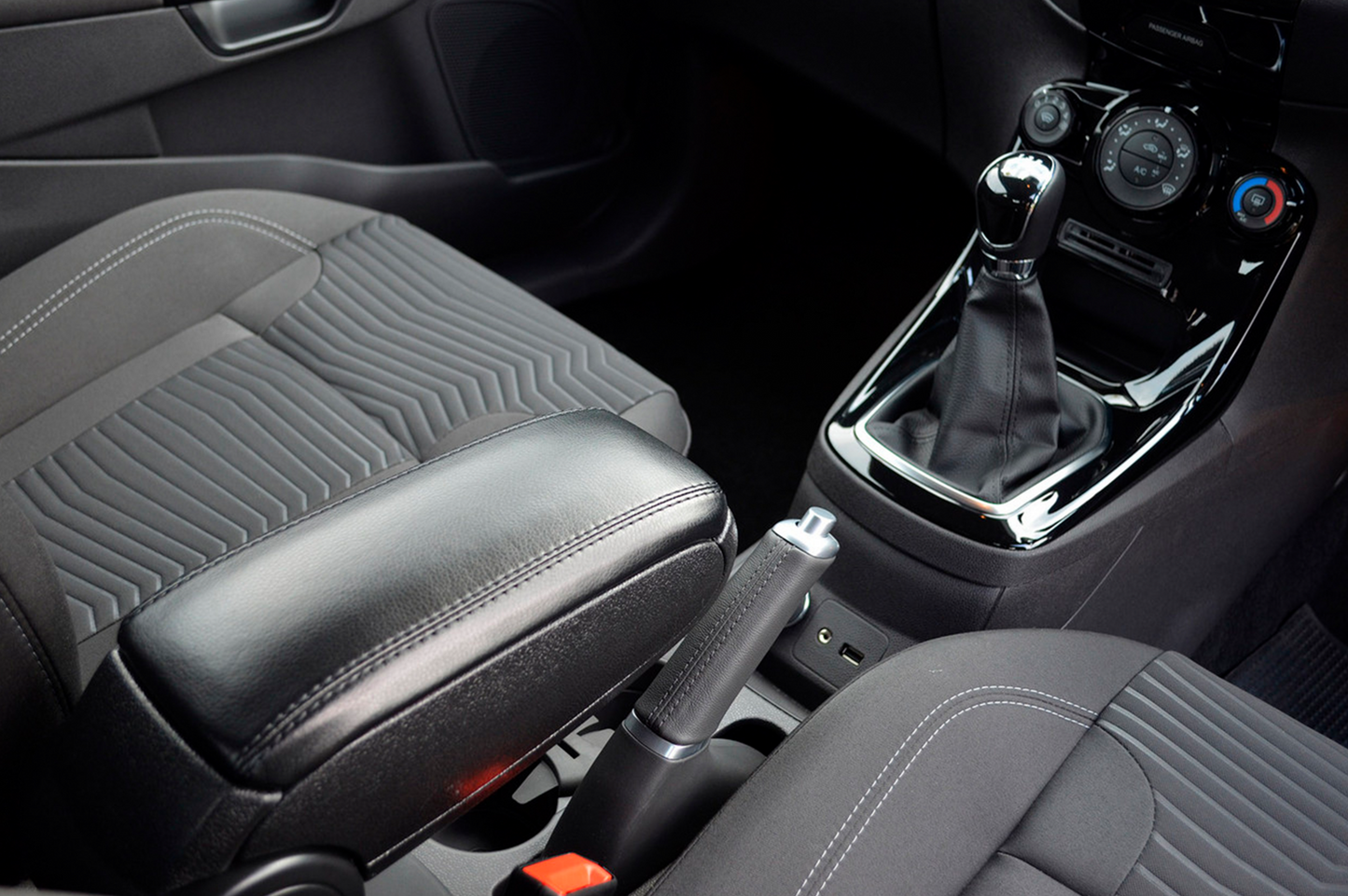 Armrest (into cup holder) for Dacia Duster 2018-2024 - image 5