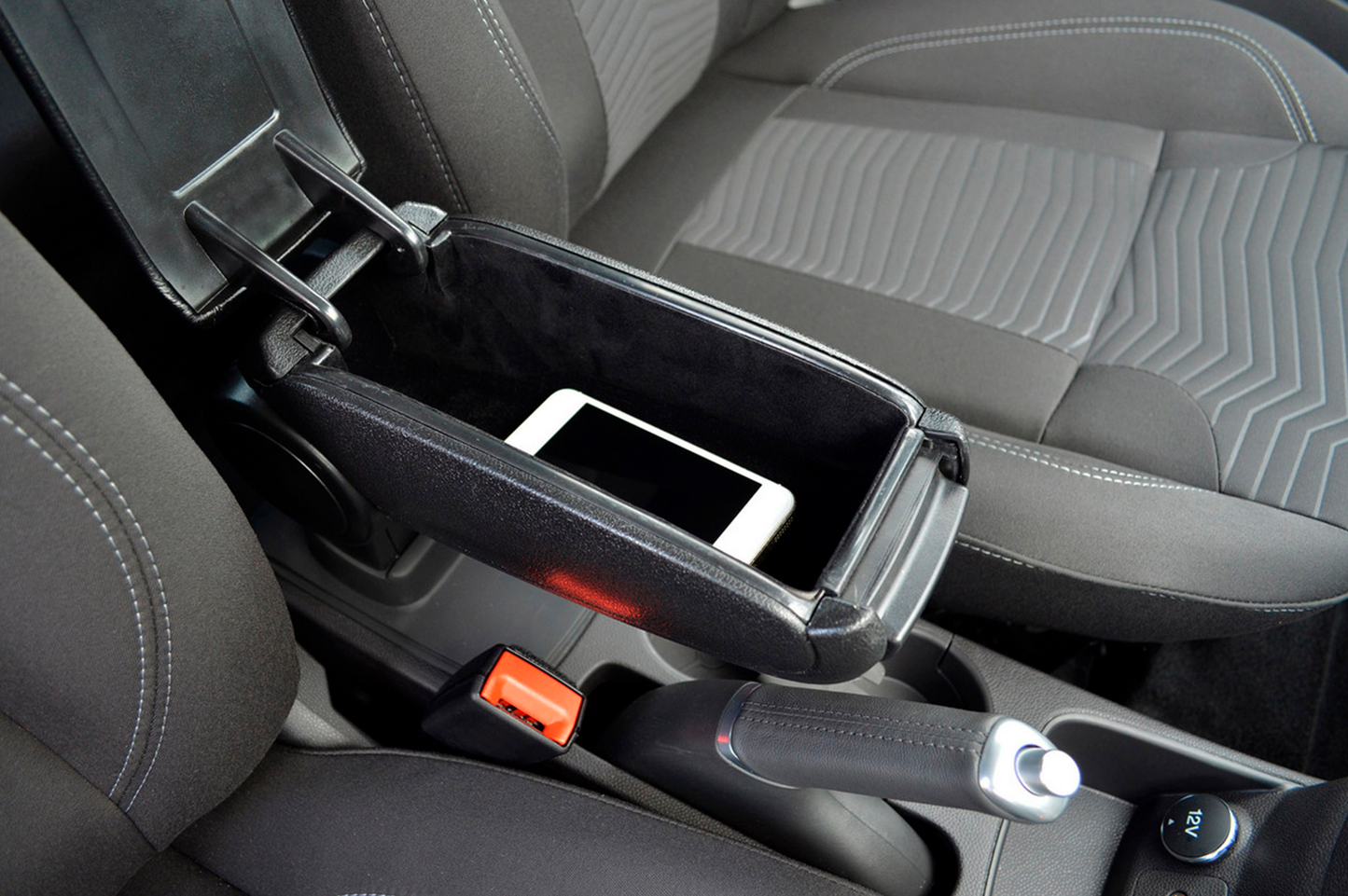 Armrest (into cup holder) for Dacia Duster 2018-2024 - image 3