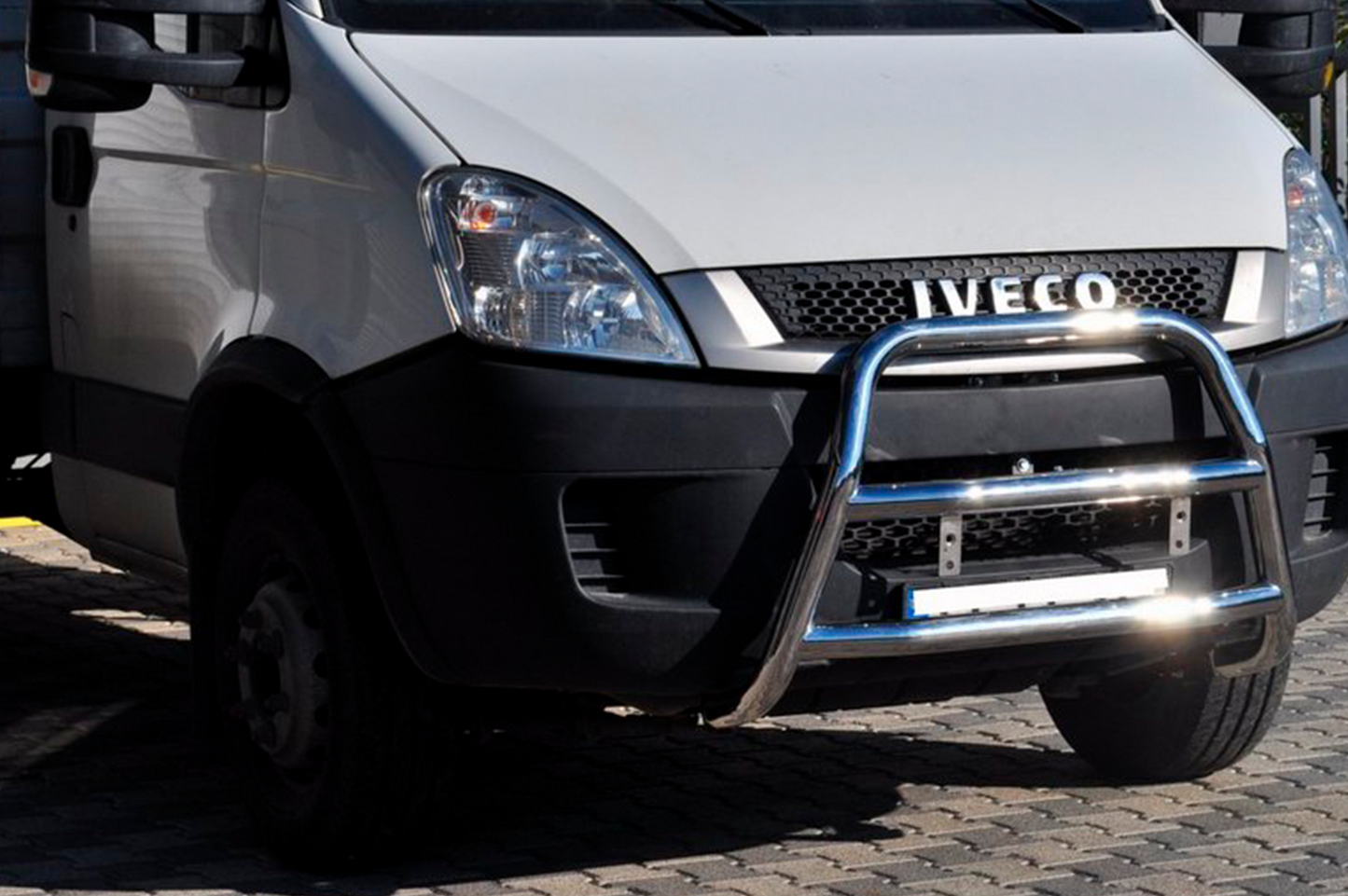 Bull Bar WT018 for Iveco Daily 2006-2014 - image 2