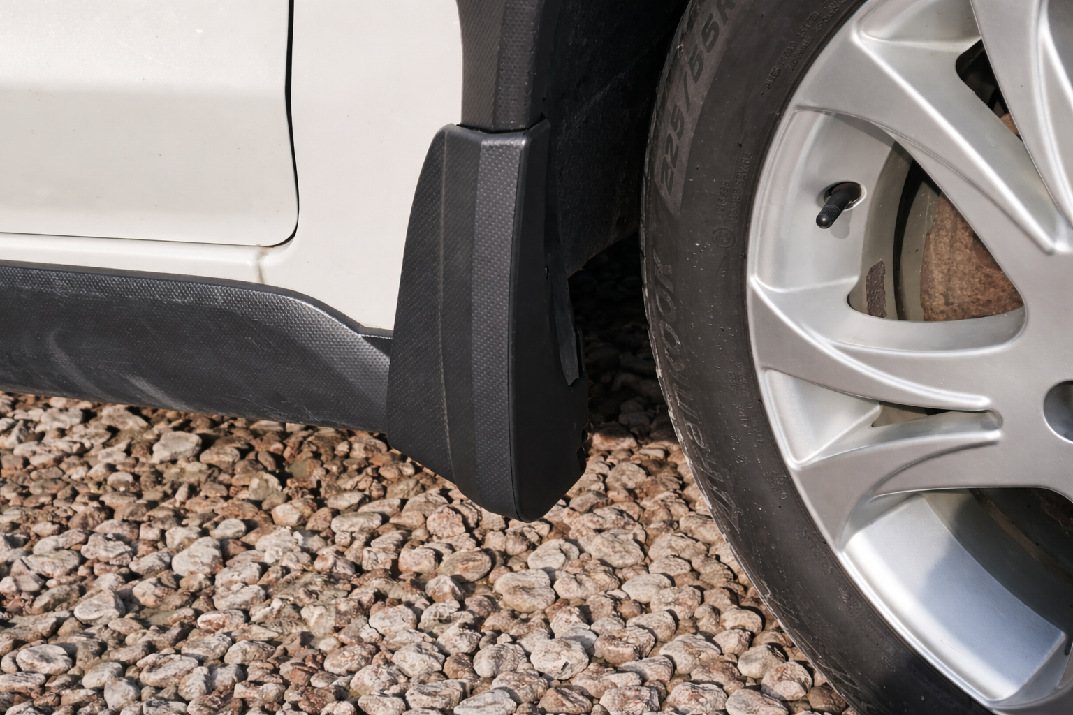 Premium Mud Flaps (4 pcs) for Subaru XV 2011-2017 - image 1