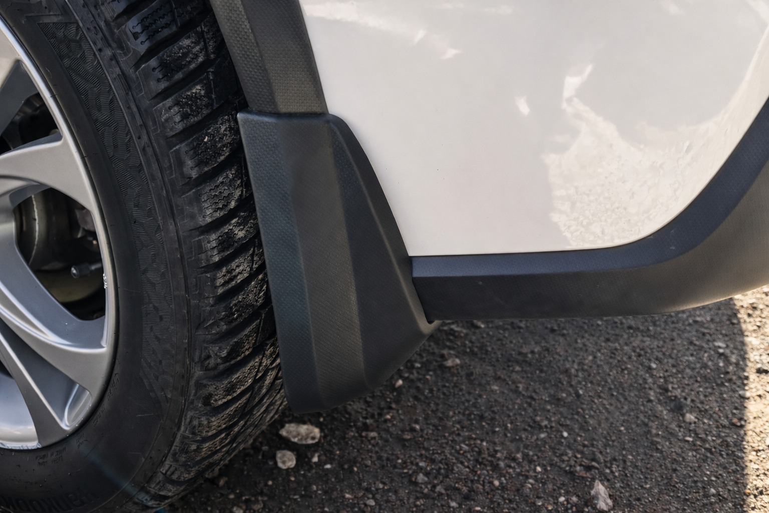 Premium Mud Flaps (4 pcs) for Subaru XV 2011-2017 - image 2
