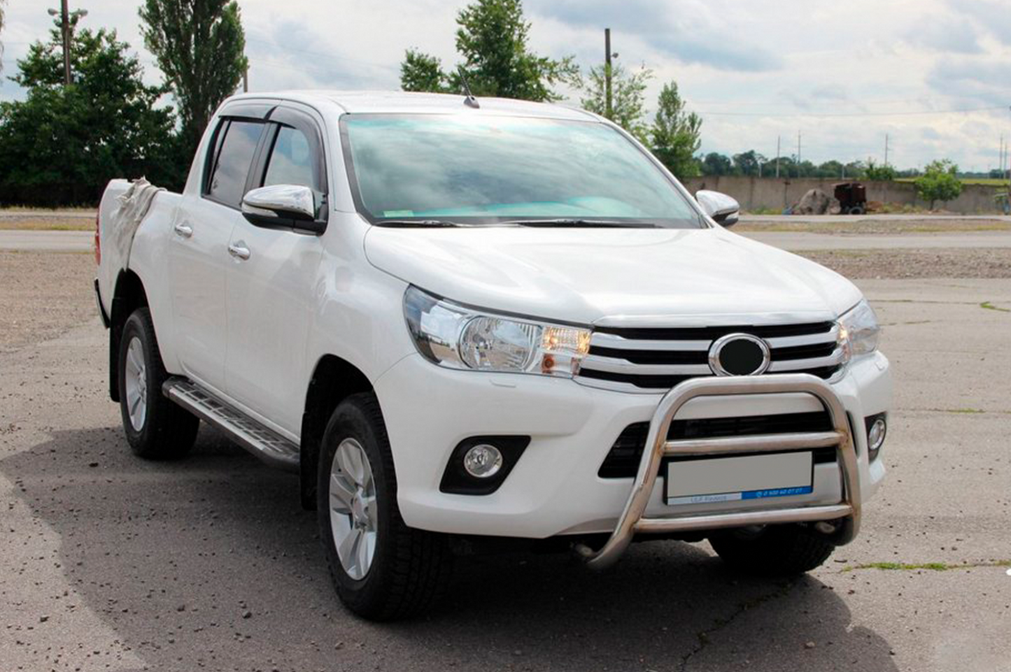 Front Bar WT023 (Stainless Steel) for Toyota Hilux 2015- - image 2