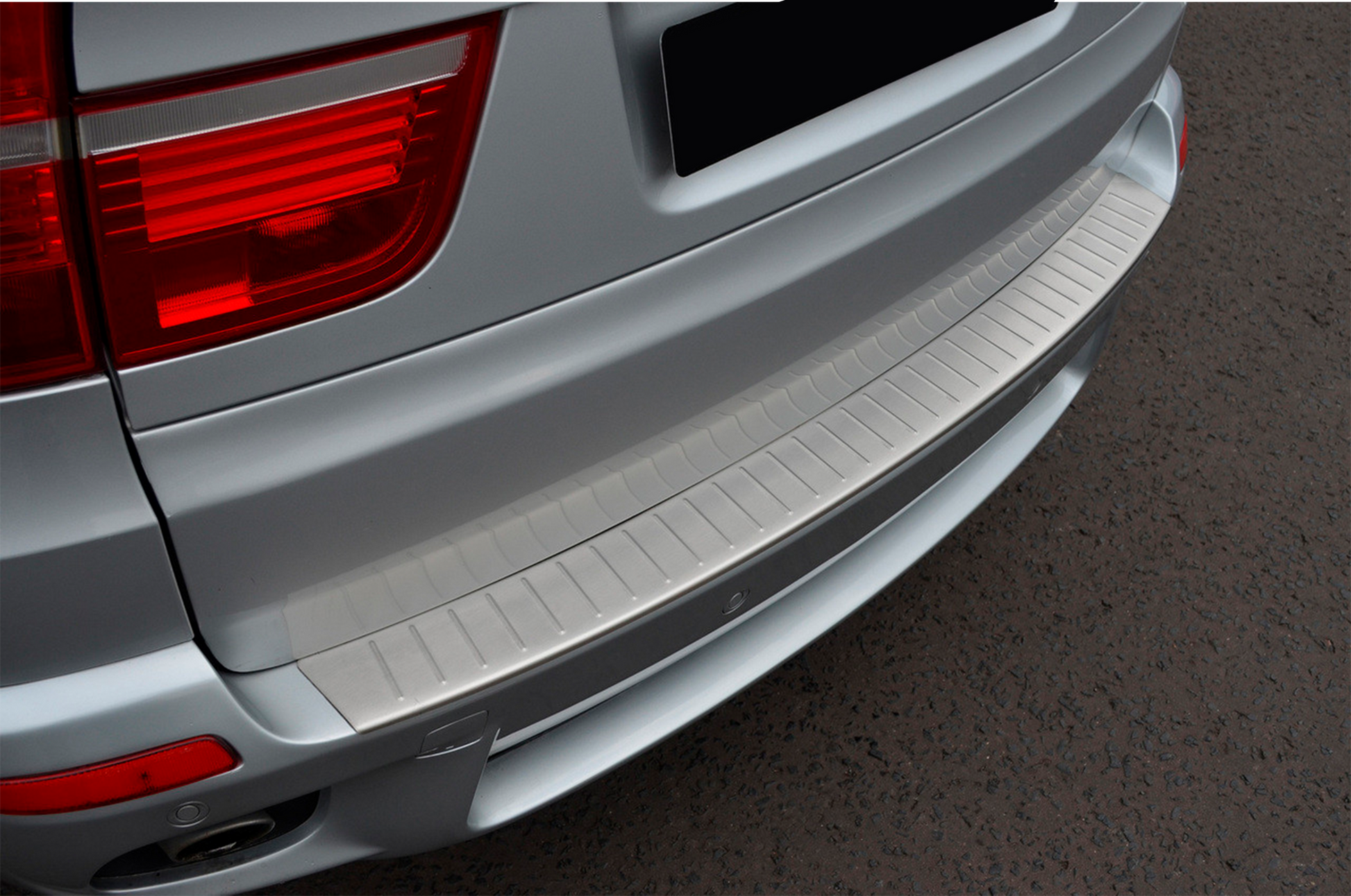 Rear Bumper Protector OmsaLine (Stainless Steel) for BMW X5 E70 2007-2013 - image 2