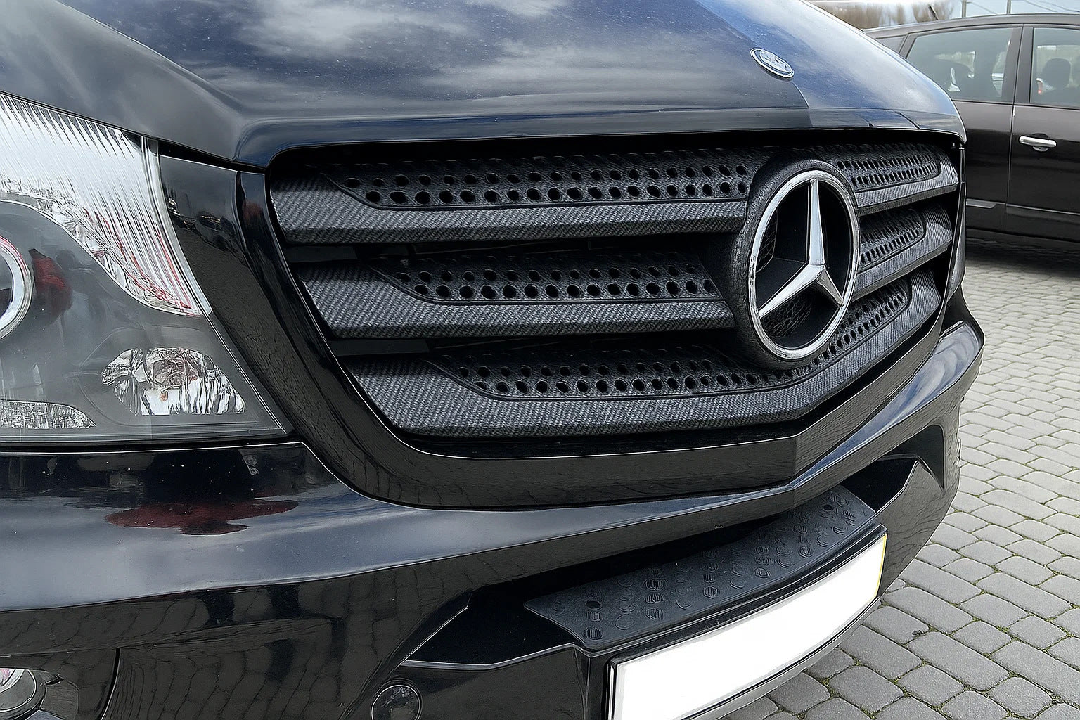 Grille Covers (6 pcs, Carbon) for Mercedes Vito/V-class W447 2014- - image 1