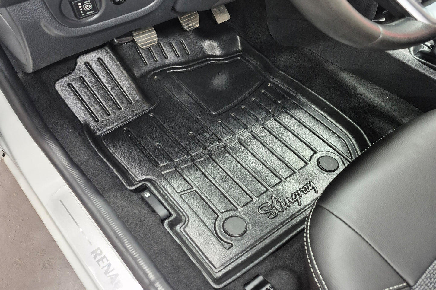 Stingray 3D Rubber Floor Mats (5 pcs, Polyurethane) for Dacia Logan MCV 2013-2020 - image 1