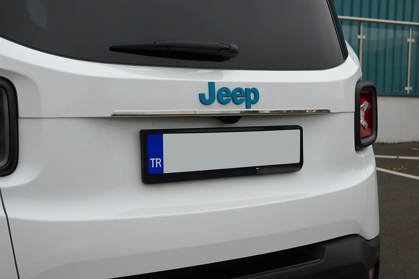 Chrome trim above license plate (stainless steel) for Jeep Renegade 2014- - image 1