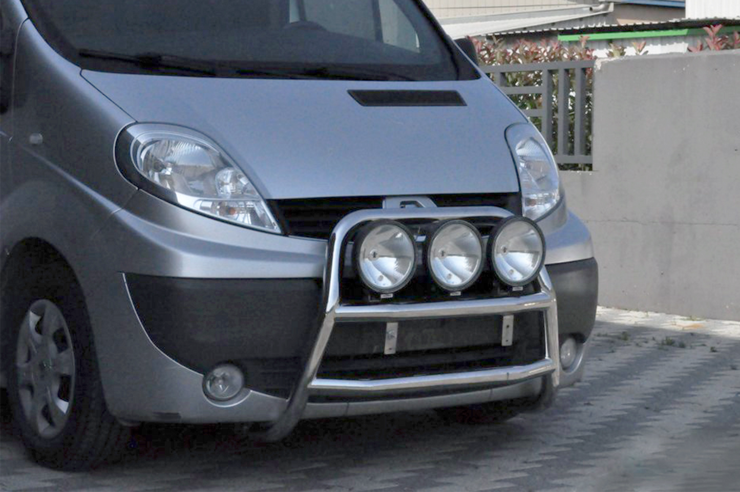 Bull Bar WT018 (Stainless Steel) for Opel Vivaro 2001-2015 - image 3